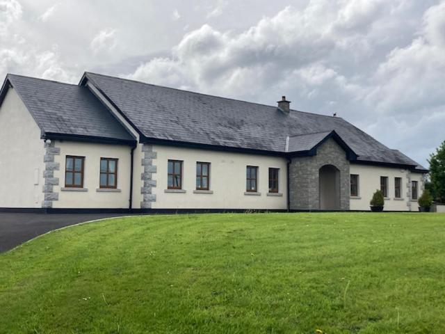 Lir Lodge Castlepollard Экстерьер фото